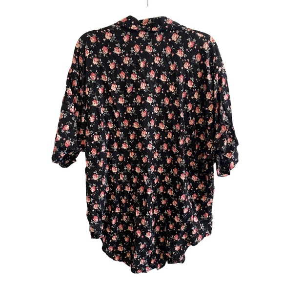 Vintage Pink Floral Button-up Shirt - Picture 3 of 4